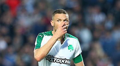 Η πρώτη αποβολή που χάρισε ο Κύζας στον Μάτος για χτύπημα στον Μπεργκ (video)