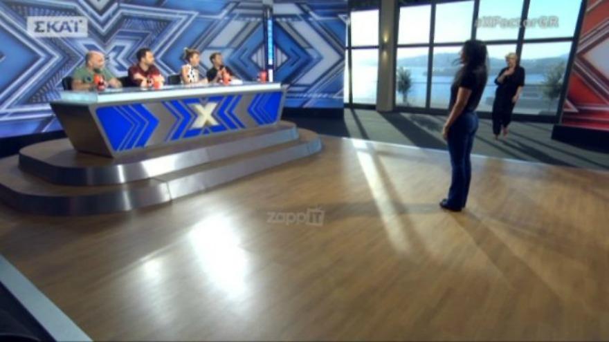 X Factor: Εισέβαλε στην οντισιόν και διέκοψε τους κριτές! Τι ζήτησε η διαγωνιζόμενη;
