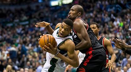 Έπεσε ηρωικά ο Γιάννης (video)