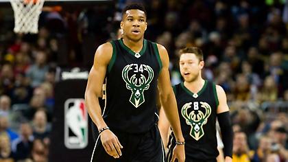 Hoopshype: Έκτος καλύτερος παίκτης του ΝΒΑ ο Αντετοκούνμπο