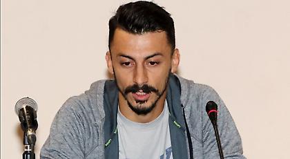 Εγκατέλειψε ο Γκελαούζος