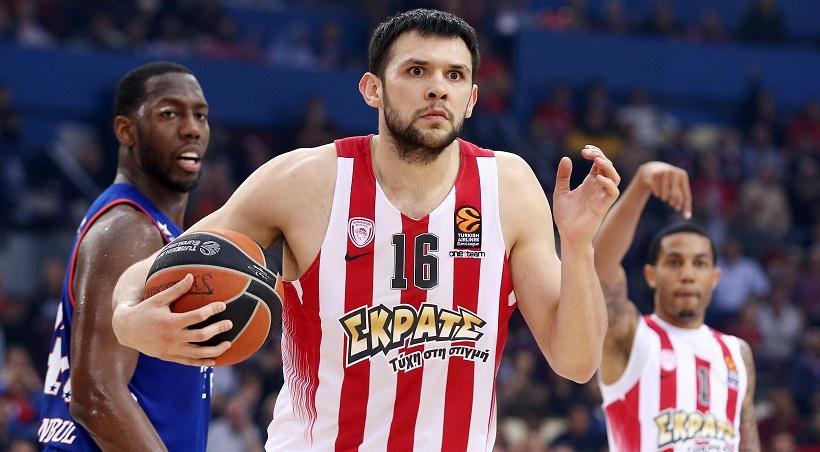 Παπανικολάου: «Δεν έχει τελειώσει η πρόκριση. Να κάνουμε κατάθεση ψυχής»