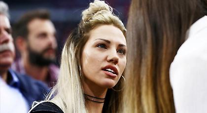 Η Σάσα Μπάστα στο ΣΕΦ (pics)