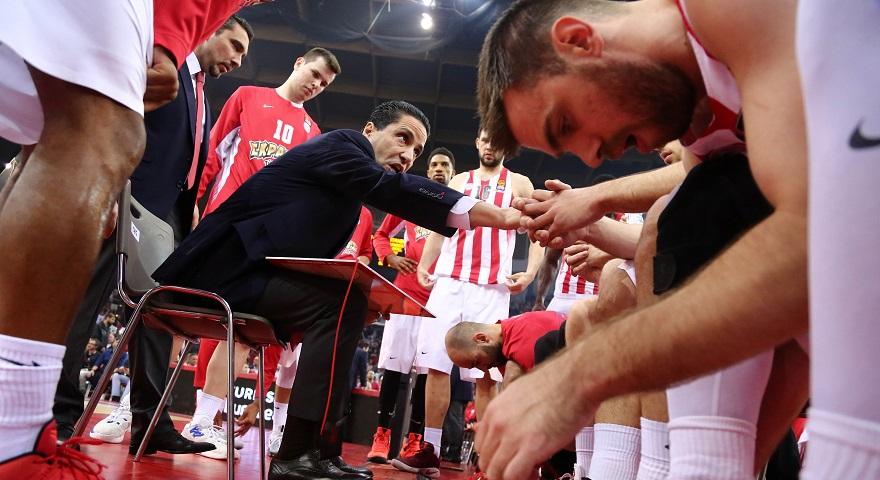 Σφαιρόπουλος στα αποδυτήρια: «Πάμε στην Πόλη να παλέψουμε»