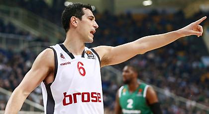 Χάνει τα ματς με Βόννη ο Ζήσης