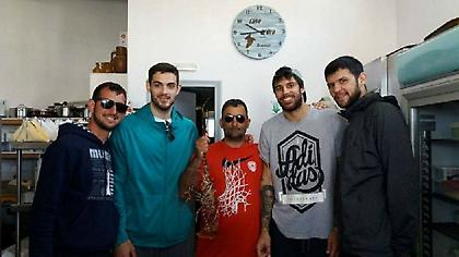 Εξόρμηση στην Κύθνο για Πρίντεζη και τους δύο «Παπ» (pics)