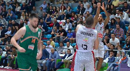 Με φόρα από το Τσάμπιονς Λιγκ η Μπάνβιτ