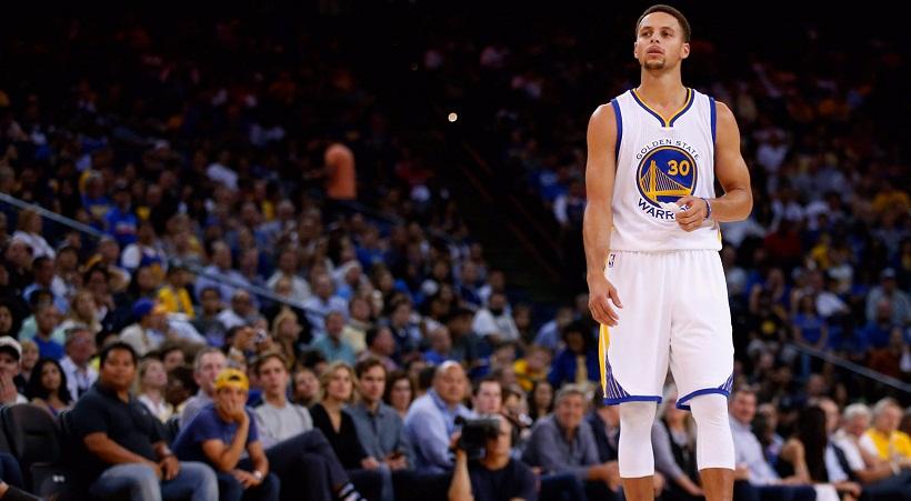 Το τερμάτισε ο Κάρι: Πέντε σερί τρίποντα από το κέντρο (video)