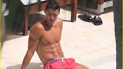 Η φοβερή βουτιά του Κριστιάνο Ρονάλντο (video)