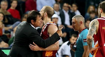 Βαριά «καμπάνα» στον Αταμάν για την επίθεση στον διαιτητή