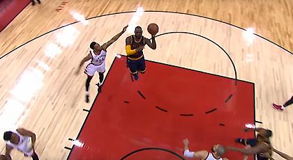 Θα μας τρελάνει ο Λεμπρόν: Τώρα και… αριστερόχειρας! (video)