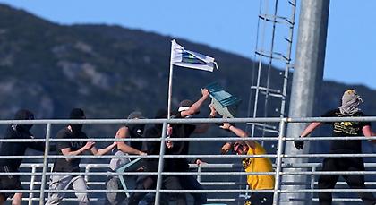 Στο χειρουργείο εσπευσμένα γιος επώνυμου φίλου της ΑΕΚ - Στο πλευρό του ο Νίκος Πανταζής