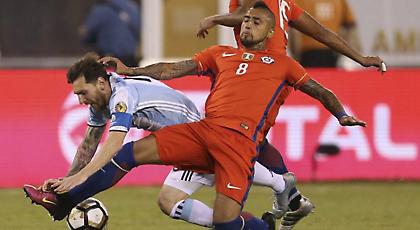 Αρτούρο Βιντάλ για Μέσι: «Τελικά οι νόμοι δεν είναι ίδιοι για όλους»