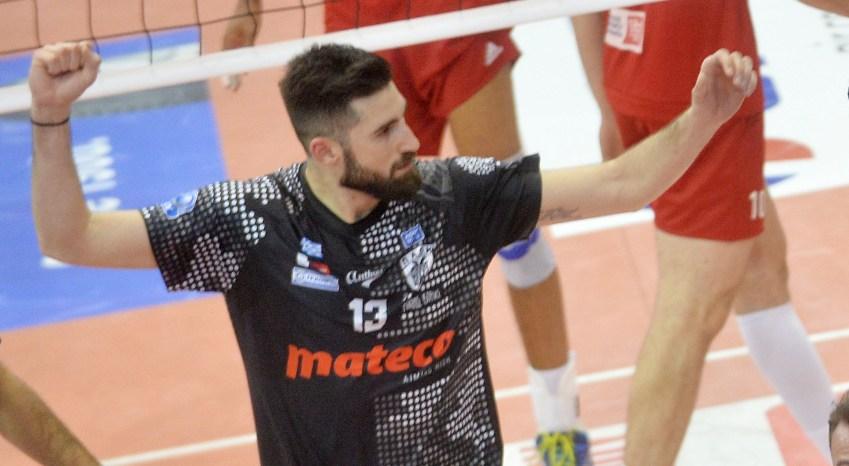 Τακουρίδης: «Αποδείξαμε ποιοι είναι άντρες και ποιοι αγοράκια»