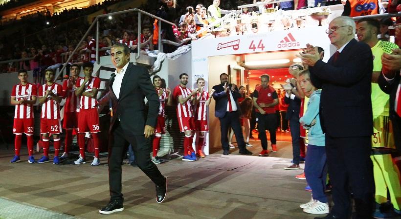 Το ευχαριστώ του Ιμπαγάσα και η αποθέωση από Σάμαρη-Κοντρέρας