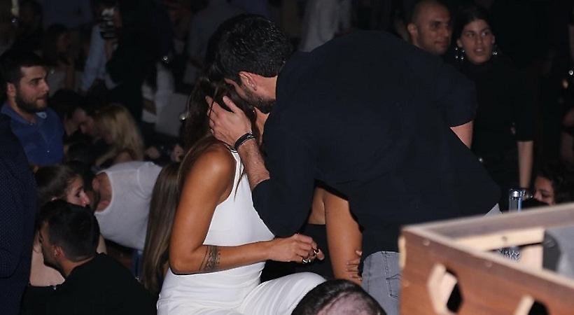 Ειρήνη Κολιδά: Αγκαλιά με πασίγνωστο Έλληνα ηθοποιό σε βραδινή έξοδο