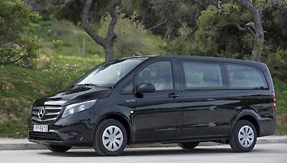 To νέο Mercedes-Benz Vito Tourer Dark Edition για την ελληνική αγορά