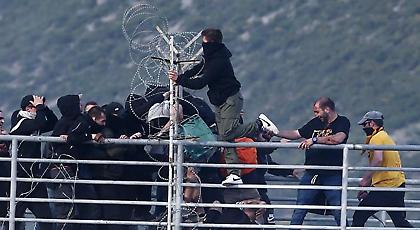 Νέο σοκαριστικό βίντεο από το ξύλο στον Βόλο «ανέβασαν» οι οργανωμένοι της… Παρτιζάν!