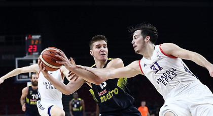 Τρομάζει κόσμο η Φενέρ: Διέσυρε την Εφές!