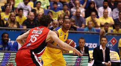 «Έμφραγμα» από τα… δέκα μέτρα για τη Μακάμπι! (video)