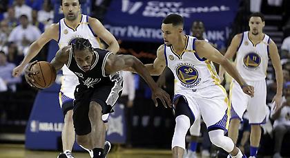 Παίζει από την αρχή της σειράς με Γουόριορς ο Λέοναρντ