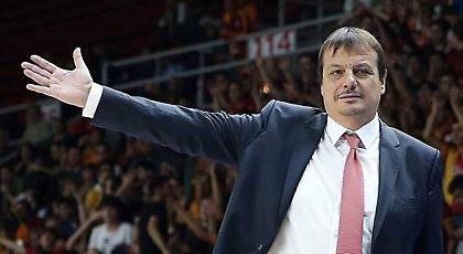 Αταμάν στο sportfm.gr: «Το 2012 πανηγύριζα σαν να ήμουν οπαδός του Ολυμπιακού»