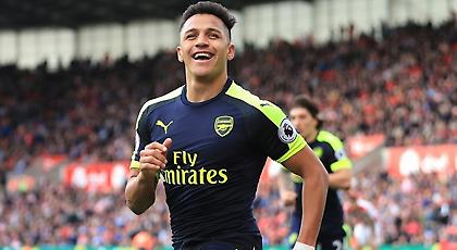 Όγδοος «πενηντάρης» στην ιστορία της Άρσεναλ ο Αλέξις