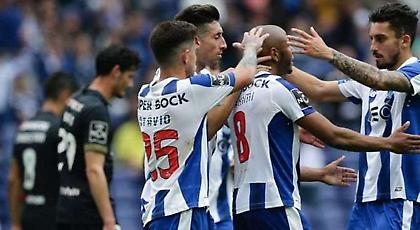 Τεσσάρα παρηγοριάς για Πόρτο