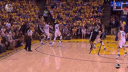 Δεν τιμωρεί το ΝΒΑ τον Πατσούλια, που απάντησε στον Πόποβιτς