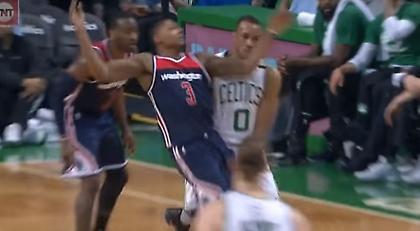 Νέο «θέατρο» από Μπιλ (video)