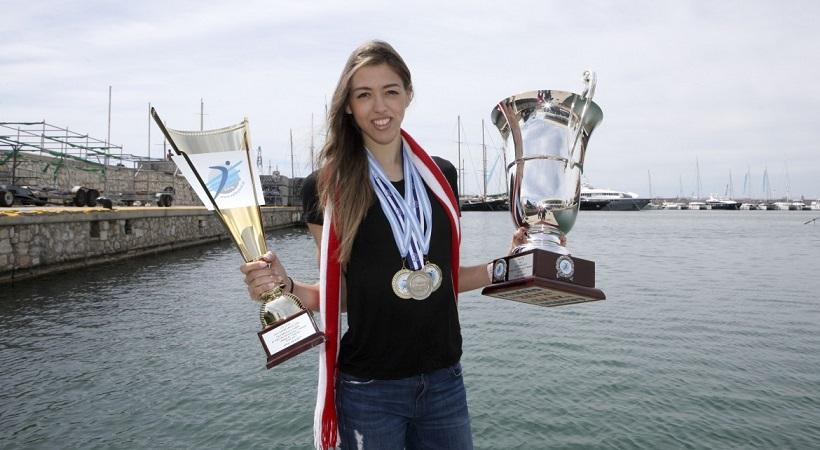 «Έδεσε» Λαμπρούση ο Ολυμπιακός