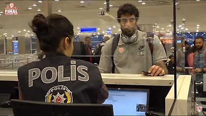 Η άφιξη του Ολυμπιακού στην Πόλη (video)