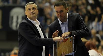 Έσκισε τη γραβάτα του ο Ράντονιτς! (pics)