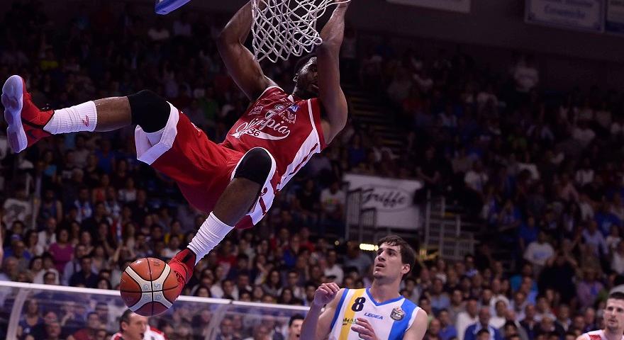 Πήρε το εισιτήριο για τα ημιτελικά η Αρμάνι