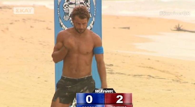 Ο σταυρός του Ντάνου «έριξε» το Twitter: «Είσαι η Μπουμπουλίνα της καρδιάς μας»