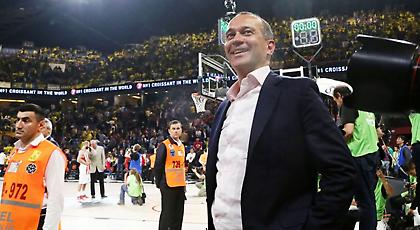 Αγγελόπουλοι: «Κόντρα σε όλους και σε όλα»