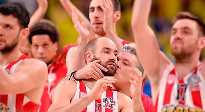 Ο Βασίλης και οι «βομβιστές»