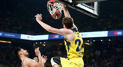 «Έπνιξε» τη Ρεάλ και παίζει με Ολυμπιακό η Φενέρ!