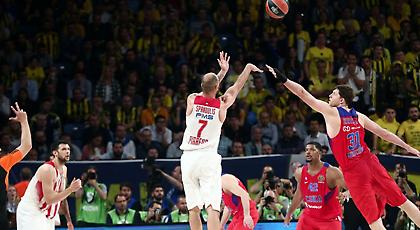 Έπαθε… εγκεφαλικό ο Τούρκος σπίκερ με την τριποντάρα του Σπανούλη (video)