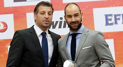 Παπαλουκάς: «Ο Ολυμπιακός απέδειξε πόσο τεράστια ομάδα είναι»