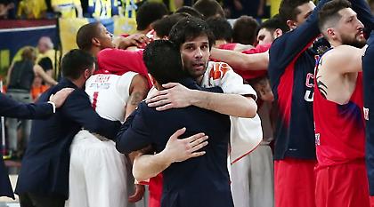 Το τετ-α-τετ Αγγελόπουλων με Τεόντοσιτς (video)