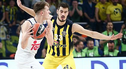 Κάλινιτς: «Ο Ολυμπιακός έδειξε πώς παίζει ένας πρωταθλητής»