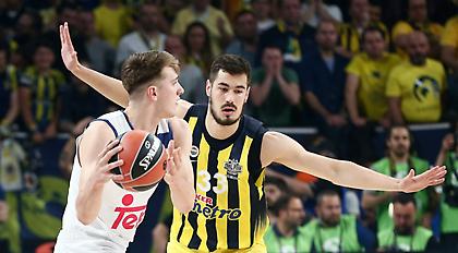 Κάλινιτς: «Καρδιά πρωταθλητή ο Ολυμπιακός, αλλά δεν μας φοβίζει κανένας»