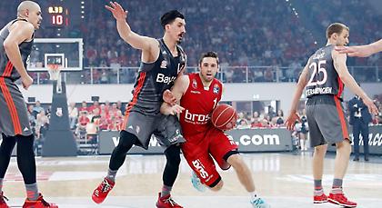 Η Μπάμπεργκ διέλυσε την Μπάγερν!