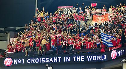 «Καίει» ο κόσμος του Ολυμπιακού στο Σινάν Ερντέμ (videos)