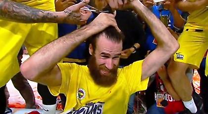 Έκοψε την κοτσίδα του ο Ντατόμε! (pics/video)