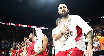 «Λύγισε» στο… καμίνι της Πόλης ο Θρύλος