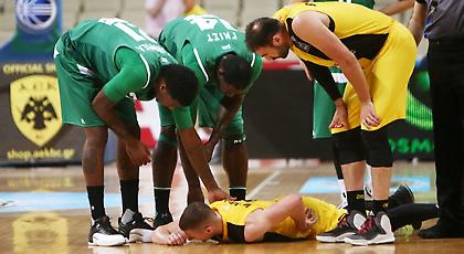 Πρόβλημα στη μέση ο ΜακΓκραθ