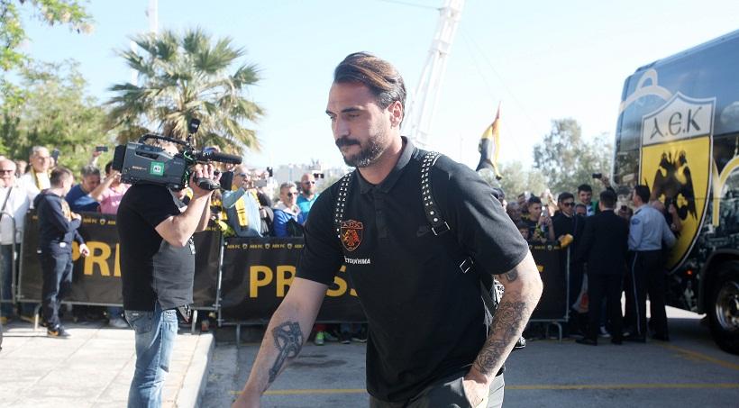 Ευχές ΑΕΚ στον Αλμέιδα (pic)