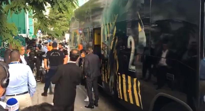 Η άφιξη της ΑΕΚ στη Λεωφόρο (video)